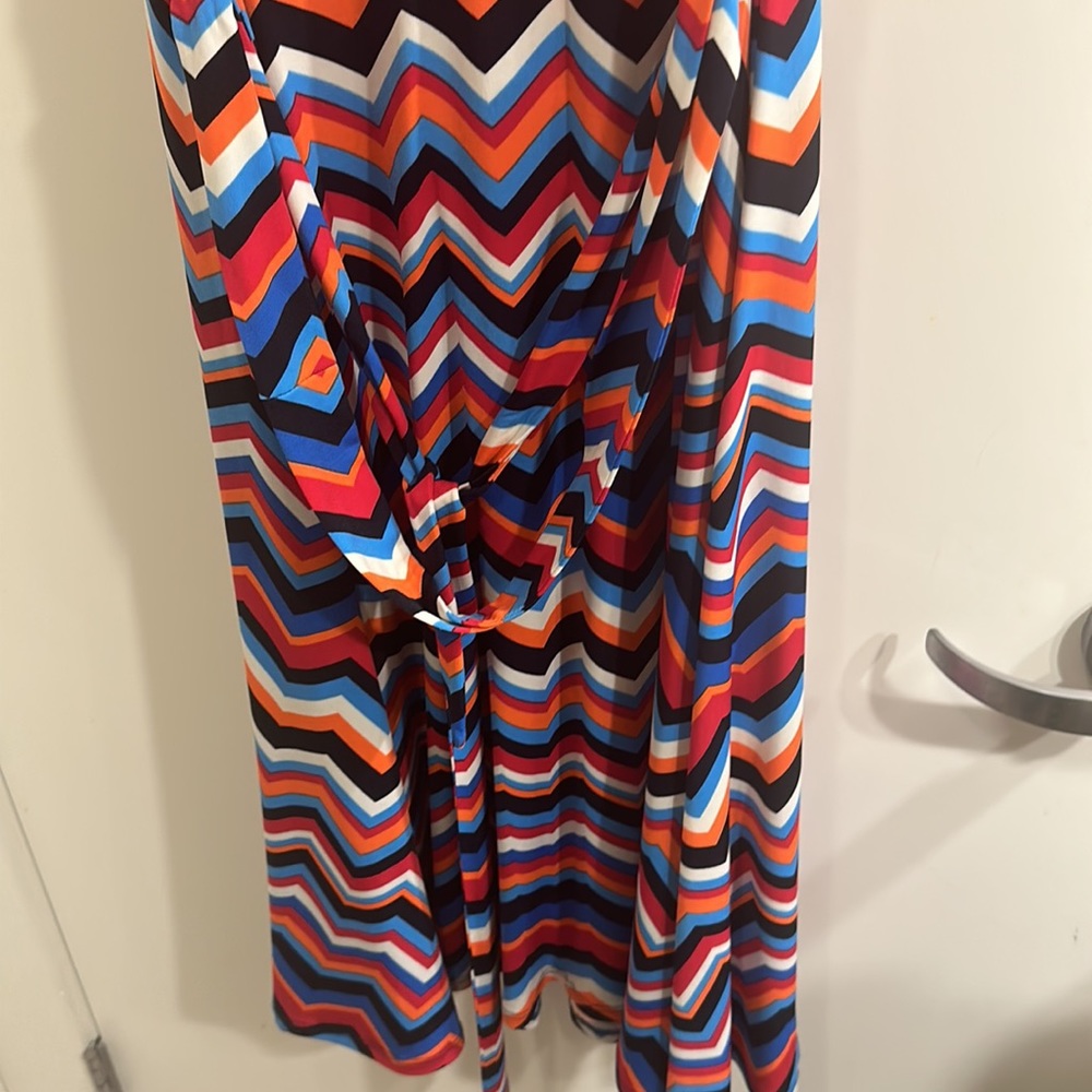 Colorful Leota Finley Jersey Faux Wrap Dress Chevron Dress, XL - Picture 4 of 6
